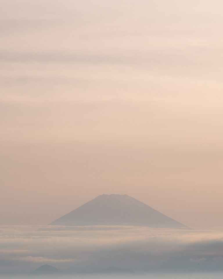 Mt Fuji_silhouette_4x5